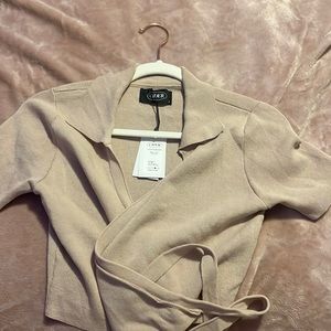 Cider collard wrap around crop top size s